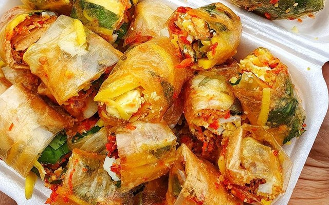 Bánh Tráng Trộn Cô Dung - 32 Xóm Chiếu