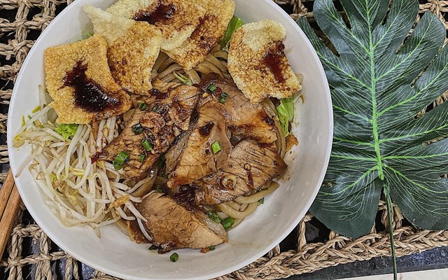 Rum Quán - Đồ Ăn & Trà Sữa - Nam Trân