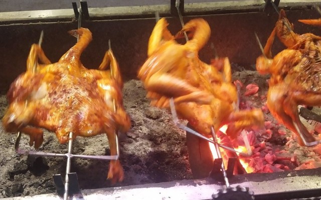 Lò Quay Phong Phú - Gà Nướng Cơm Lam Bánh Bao - 178C Hiệp Bình