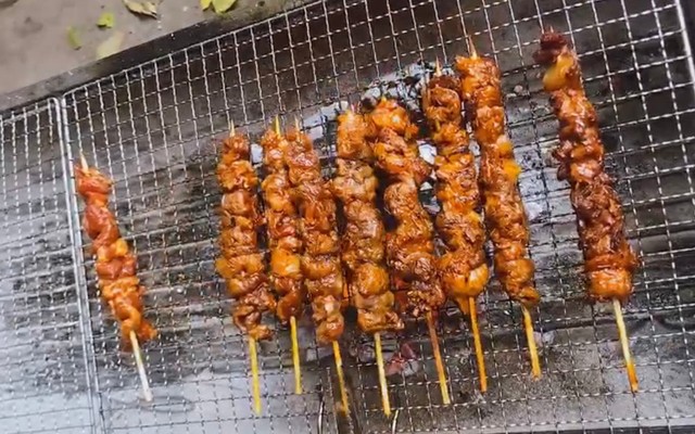 Phương Béo - Thịt Xiên Nướng - Nguyễn Văn Tuyết