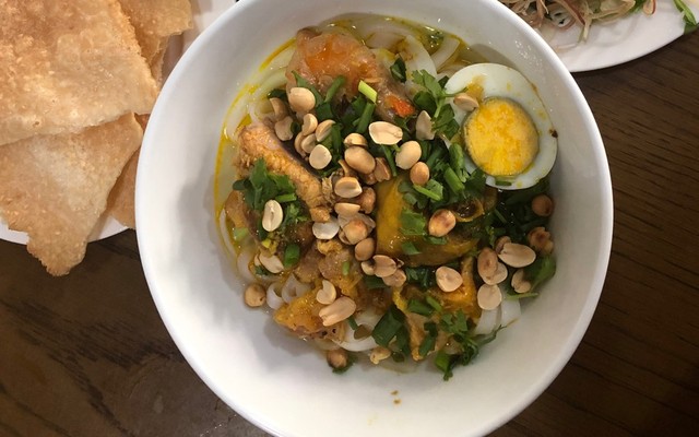 Mì Quảng Quý Mai  - Mì Quảng & Bún Giò Bò - 106 Đường DC9