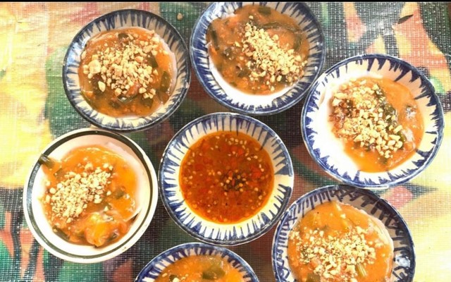 Cô Đức - Bánh Bèo & Gỏi Cuốn - Nguyễn Văn Khối