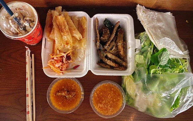 Quán Cô Đông Toàn - Mỳ Quảng & Ram Thịt Nướng - Đường A3