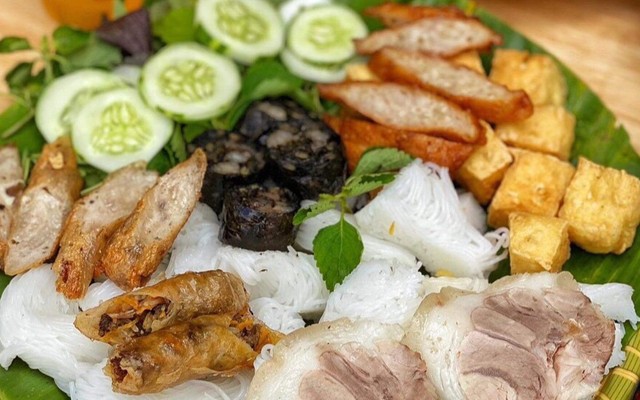Bún Đậu Mắm Tôm Hàng Khay - Trần Quốc Hoàn