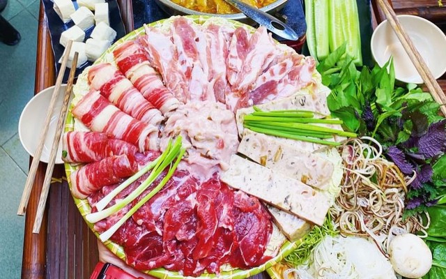 Phong Ngân - Lẩu & Nướng - Long Biên 1