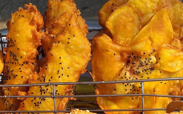 Bánh Chuối Chiên Cô Dung - Bánh Chuối Chiên Khoai Dừa & Bánh Tiêu - Đinh Gia Trinh