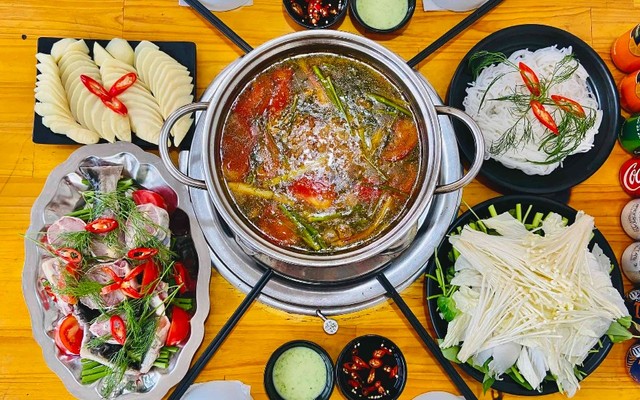 Vòm Quán - Hải Sản Đồng Quê - Nguyễn Tất Tố