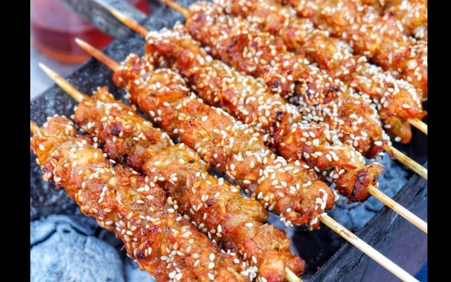 Anh Béo - Thịt Xiên Nướng Bánh Mì - Cốm Vòng