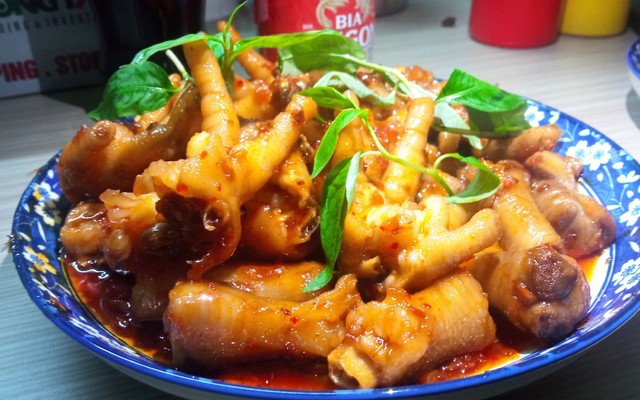 Chân & Cánh Gà Nướng - Long Vẹo