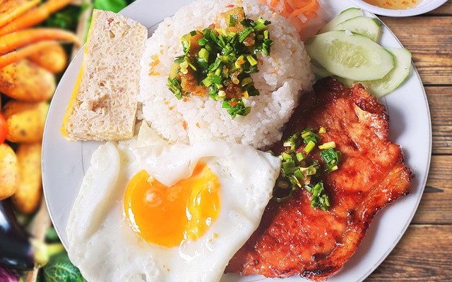 Cơm Tấm Đình Tân Phước - Âu Cơ