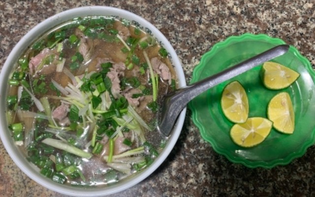 Huy Hoàng - Phở Bò - Lê Quang Đạo