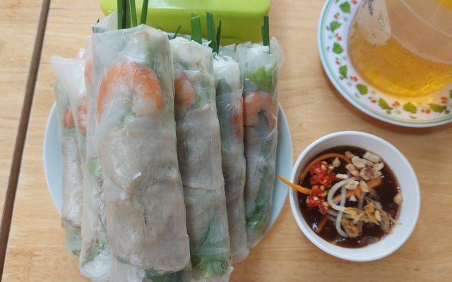 Quán 40 - Đồ Ăn Vặt Gỏi Cuốn & Hột Vịt Lộn
