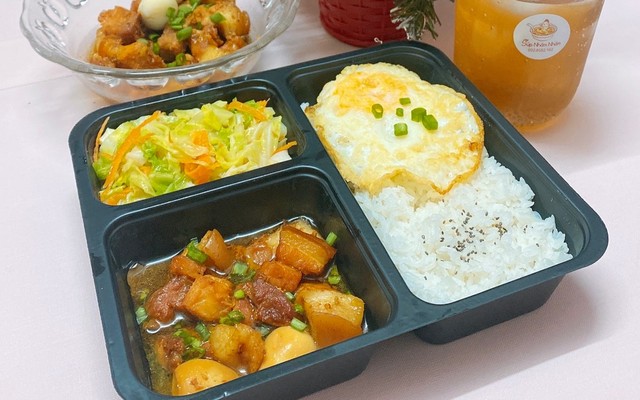 Bếp Nhăm Nhăm - Cơm & Súp - Thái Hà