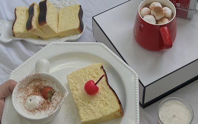 The Hidden Spot - Coffee & Dessert