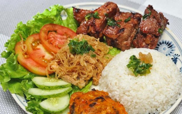 Cơm Sườn Hải Thiên - Lý Chiêu Hoàng