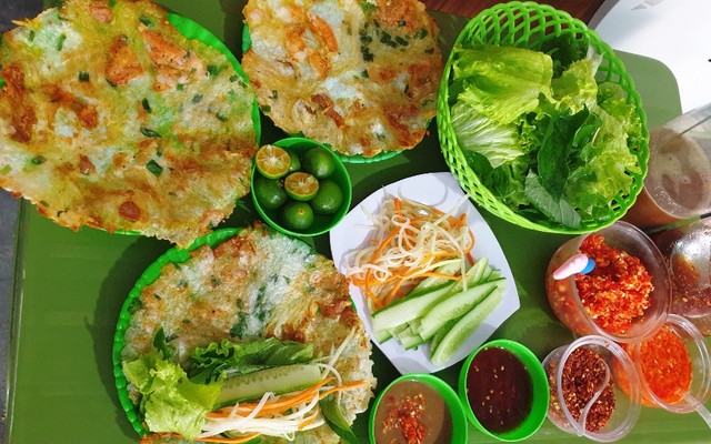 Bánh Ép Huế - Quán Ăn Vặt 5CE Lê Doãn Nhạ