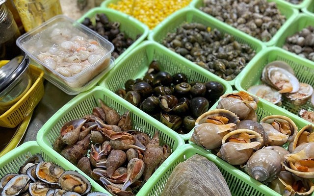 Ốc 284 - Tôn Đản