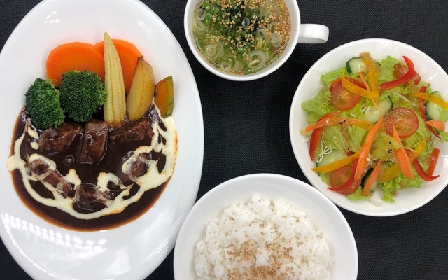 HAMBURGER HINOMARU - Cơm Bò Sốt Nhật - Phan Huy Ích