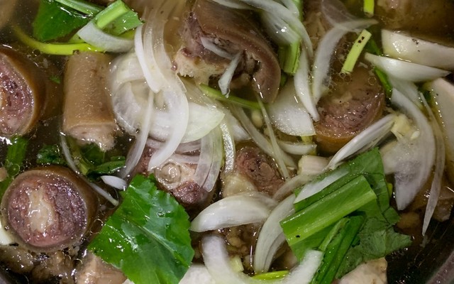 Quán Lẩu Bò - Nguyễn Văn Luông