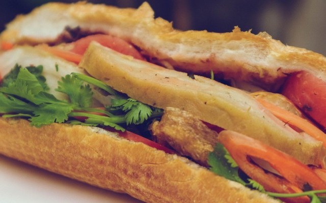 Bánh Mì Chay Phú Văn - Bánh Mì - Lê Hồng Phong