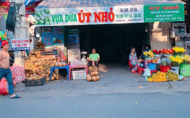 Vựa Dừa Út Nhỏ - Dừa Xiêm Mã Lai Bầu - 563 Hoàng Diệu