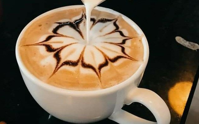 Uri Coffee - Cafe - Lê Thái Tổ