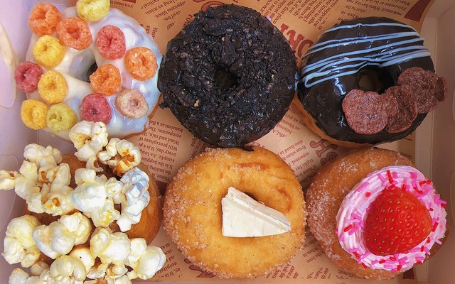 Letscheese - Donut & Cheeseball