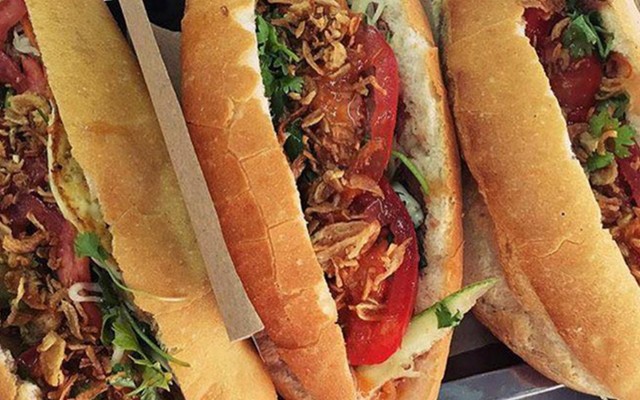Bánh Mì Hàng Phố - Đệ Nhất Pate - Đội Cấn