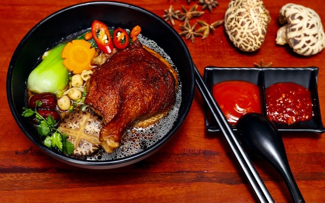 Lee Ký Mì Gia - Đặng Thái Thân