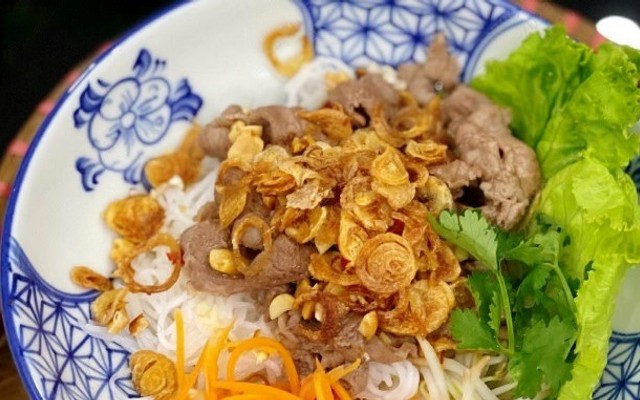 Phở Cuốn, Bún Bò Nam Bộ & Nem Chua Rán Tạm Thương