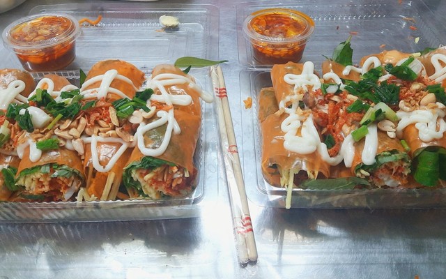 Dì Lan - Bánh Tráng Trộn - Lạc Long Quân