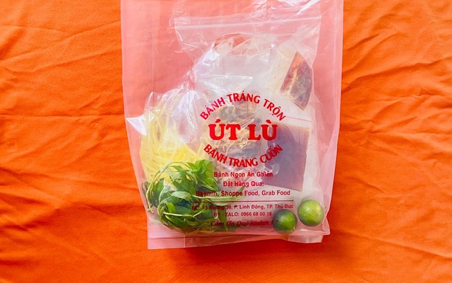 ÚT LÙ - Bánh Tráng Trộn - Đường 36