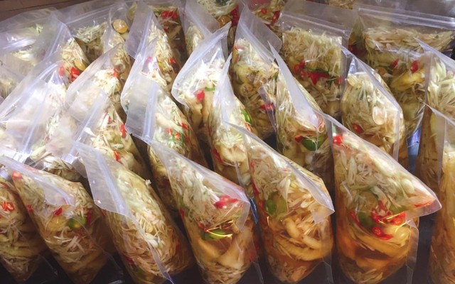 Thanh Trà - Chân Gà Sả Tắc & Chân Gà Sốt Thái