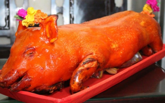 Bánh Mì Tuyền Ký - Bánh Mì Heo Quay - Đường Số 10