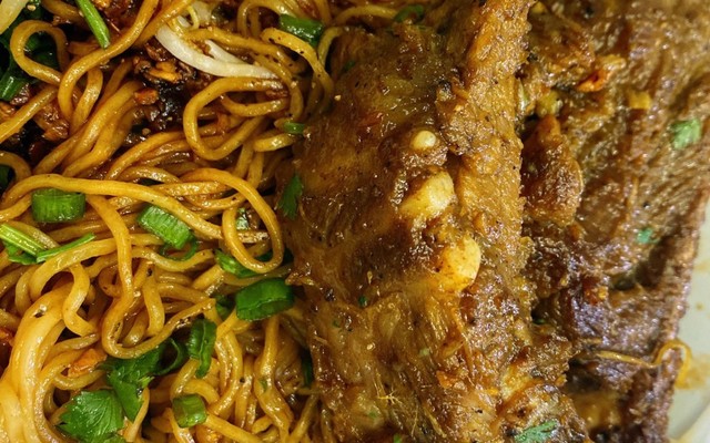 Hủ Tiếu Mì Phụng Tỷ - Hủ Tiếu Mì - 213c Bà Hom