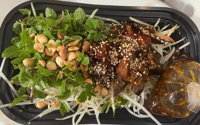Bếp Nhà Trang - Chân Gà & Bò Khô