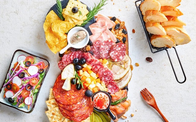 TUAN TU GOURMET - 76E/1 Phạm Viết Chánh