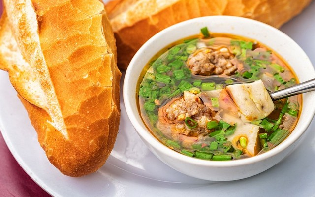 Thằng Đậu - Bánh Mì Chảo & Bò Né - Đường S4