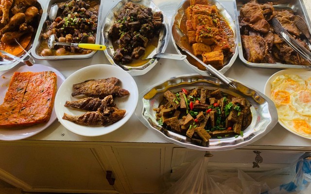 Cơm Tấm Sườn Nướng Lâm Thuý