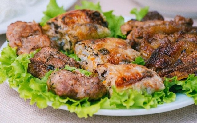 Bún Chả Huy Đoàn - 344 Lạc Trung