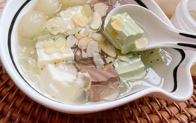 Bếp Nhà Mình - Mì Indomie & Đồ Ăn Vặt - Quỳnh Lôi