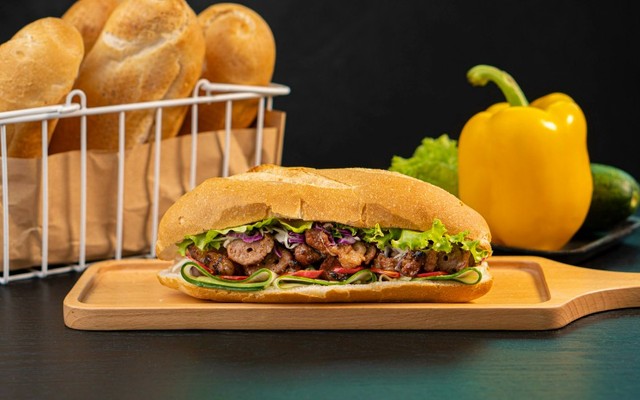 ANH DA ĐEN - Bánh Mì Thịt Nướng - Phan Xích Long