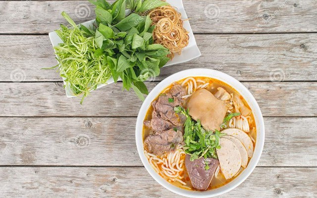 Duy Nhan - Bún Bò - Trường Sa