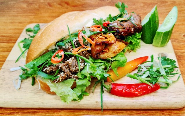 Bánh Mì Mẹ Tớ - Phan Đình Phùng