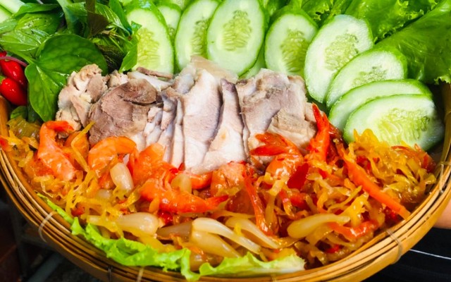 Yumifarm Eatery  - Đường 28, P. An Phú