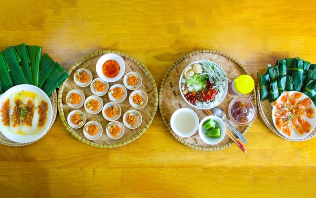 Cơm Mì Bún Hến, Món Huế 3 Mẹt - Lê Hoàng Phái