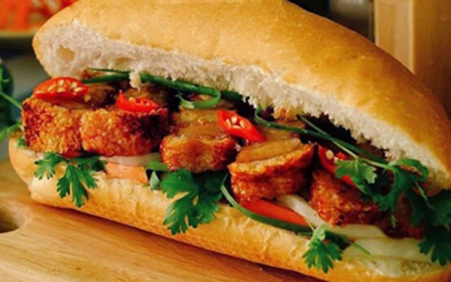 Lò Heo Quay & Vịt Quay Tuyền Ký - Ung Văn Khiêm