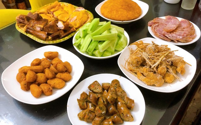 Bếp Moon - Chuyên Đồ Nhậu Và Ăn Vặt - Định Công Thượng