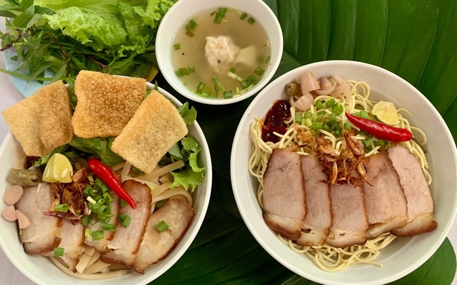Thu Hiền Quán - Cao Lầu & Mì Xíu