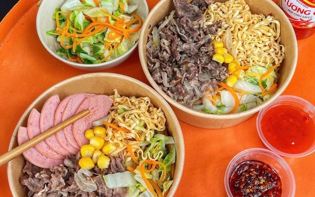 Vua Mì - Mì Trộn Bò & Gà Sốt Cay